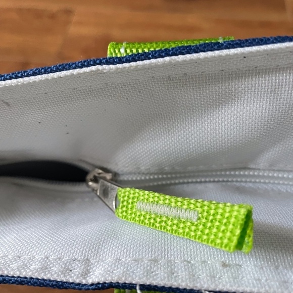 Polar Pack blue & white striped cooler bag - Picture 6 of 7